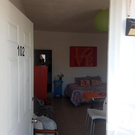 Estudio Quetzales Cancun Luaran gambar